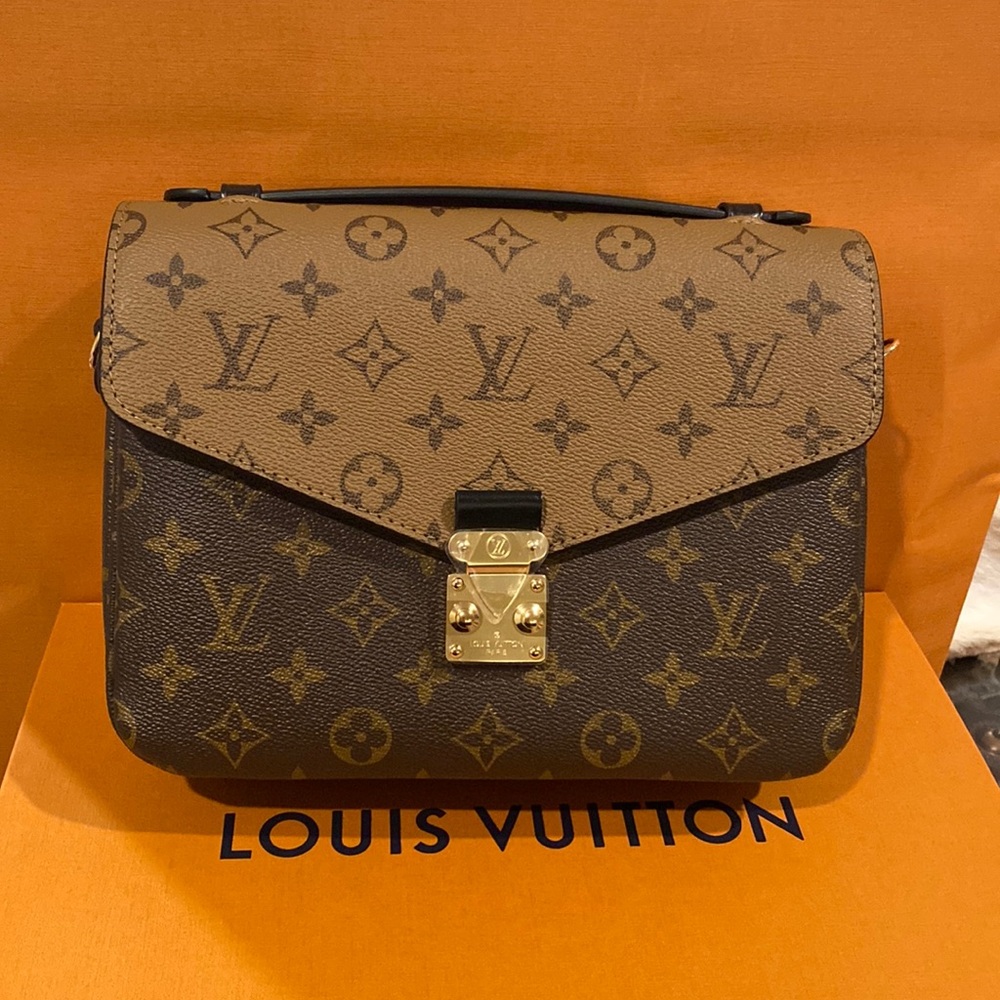 LV CROSSBODY